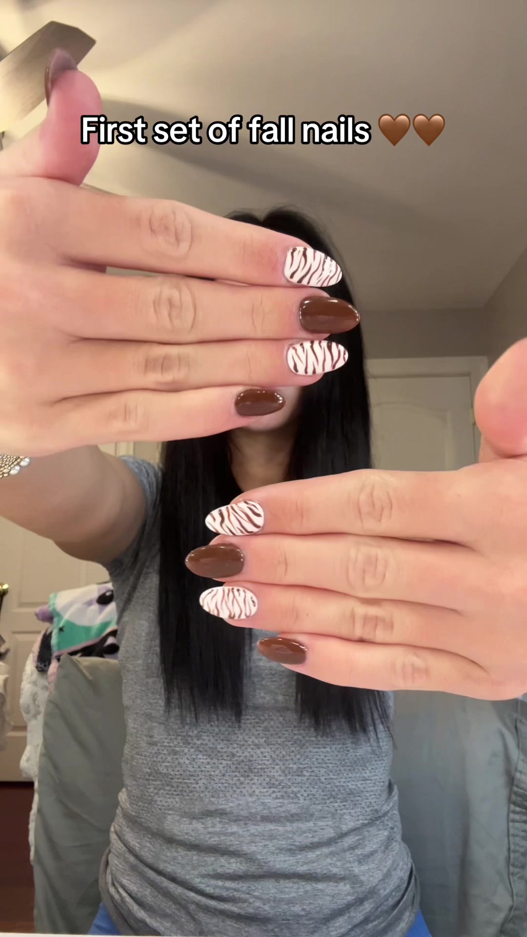 @mallory🪞🐒🛍️🥥🤸♀️⚡️