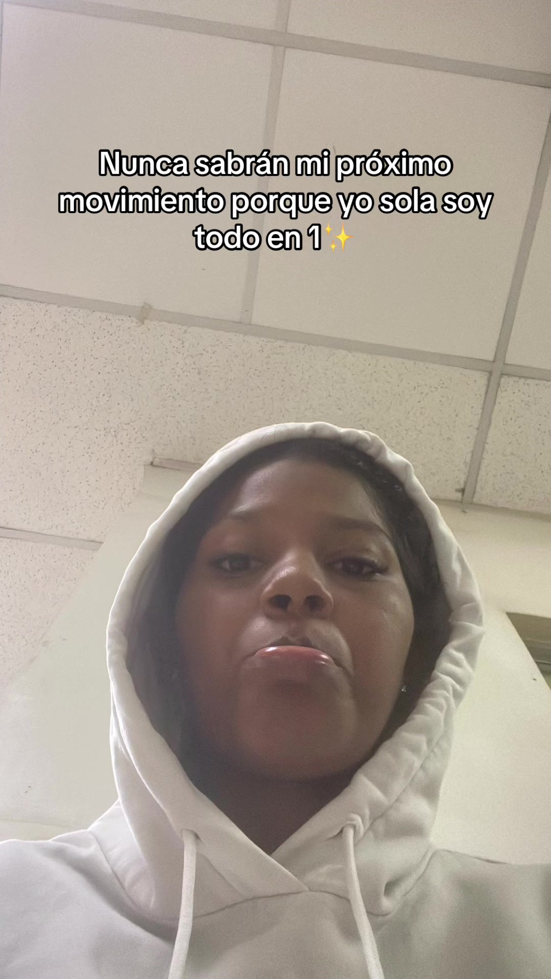@Nayelis Sherin🌪️🤍✨