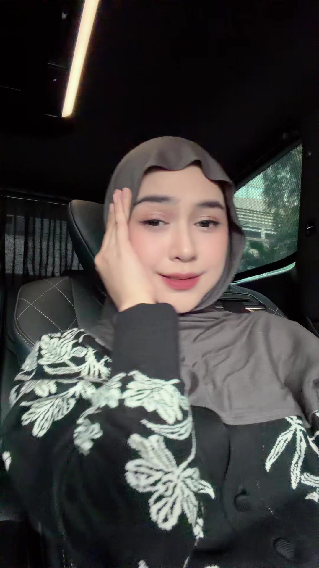 @Ria Ricis
