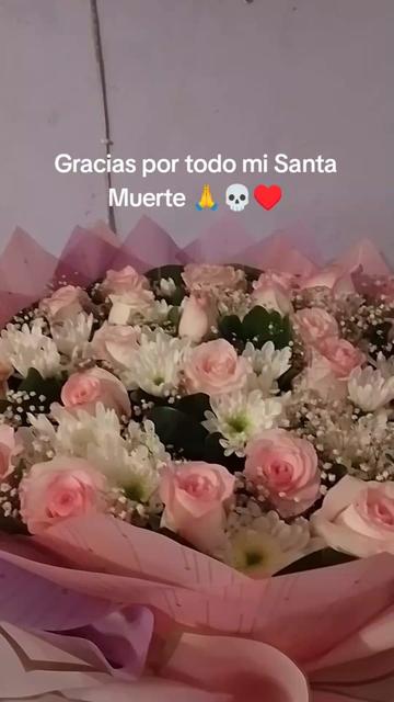 @La bruja de la Santa Muerte ❤️