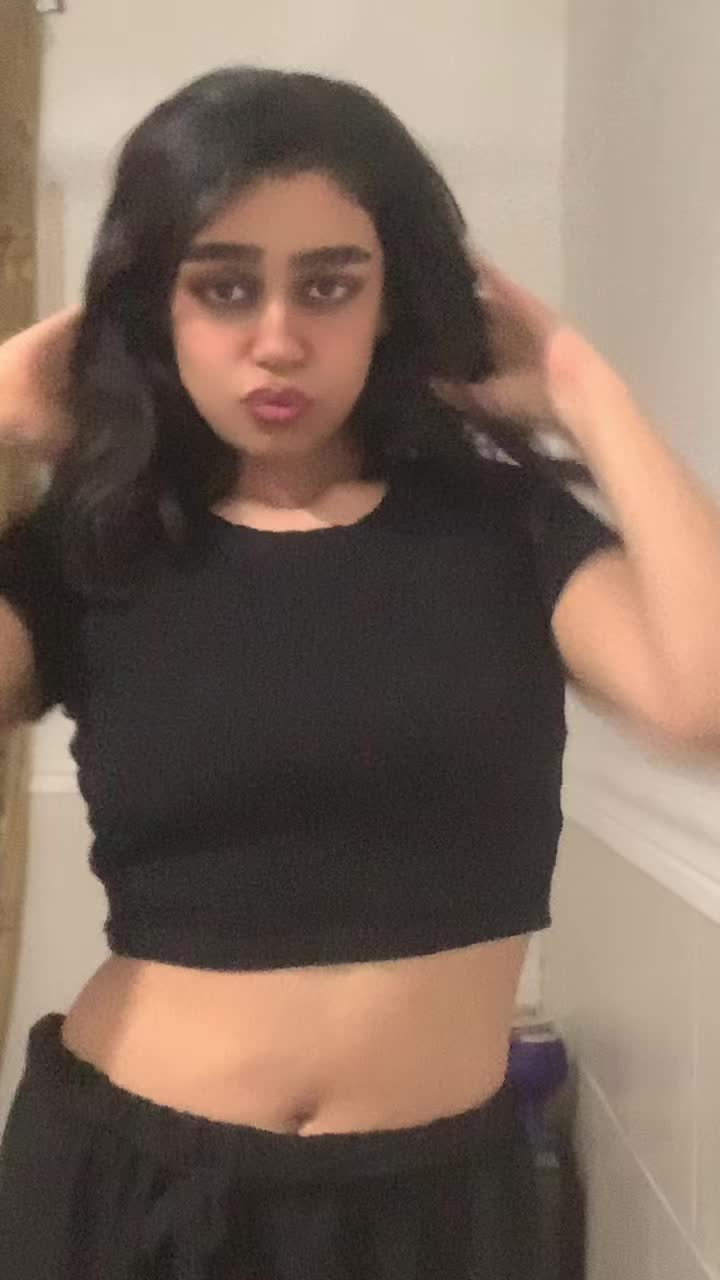 @F4T