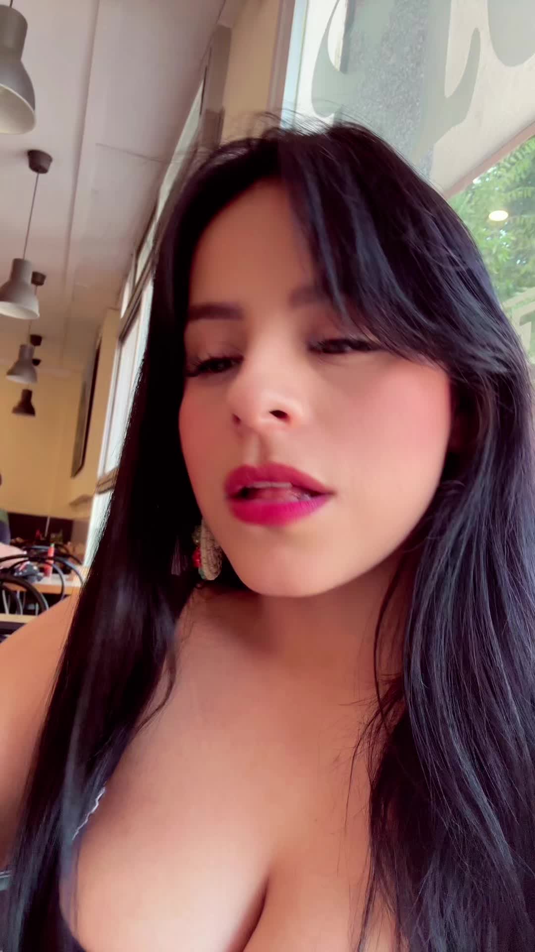@🇪🇨Alondrita Lozano