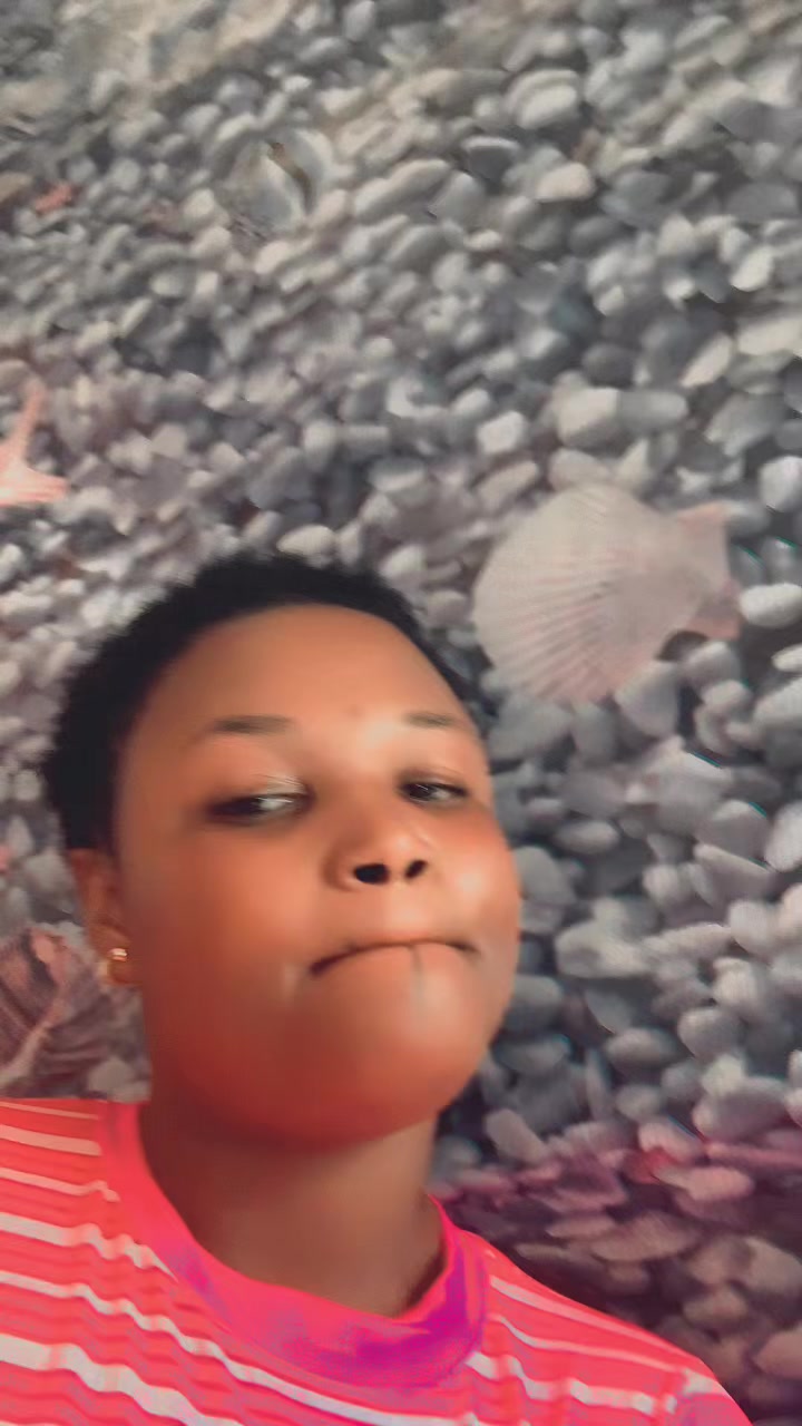 @Anikeade💕💕🥹