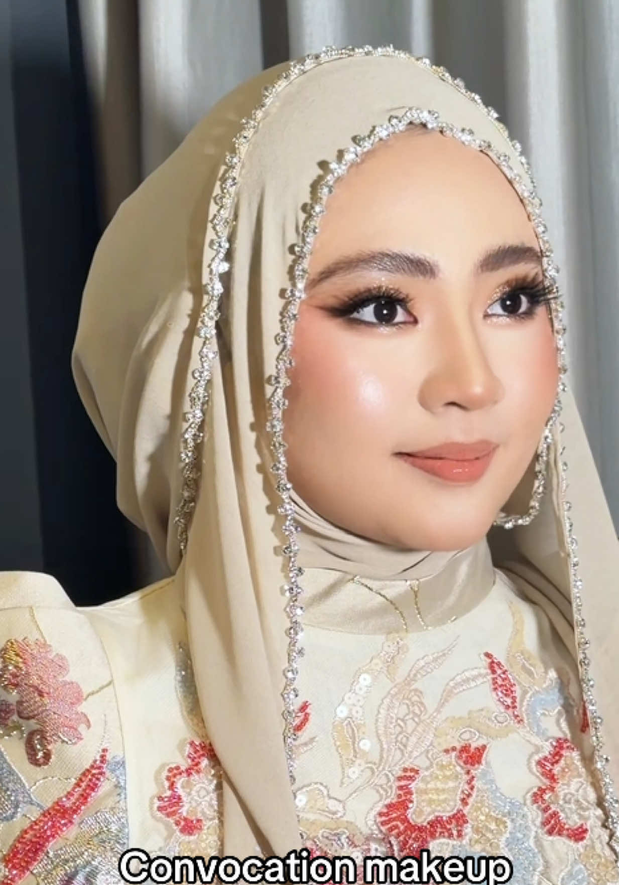 @NaddyNahar Makeup Artist