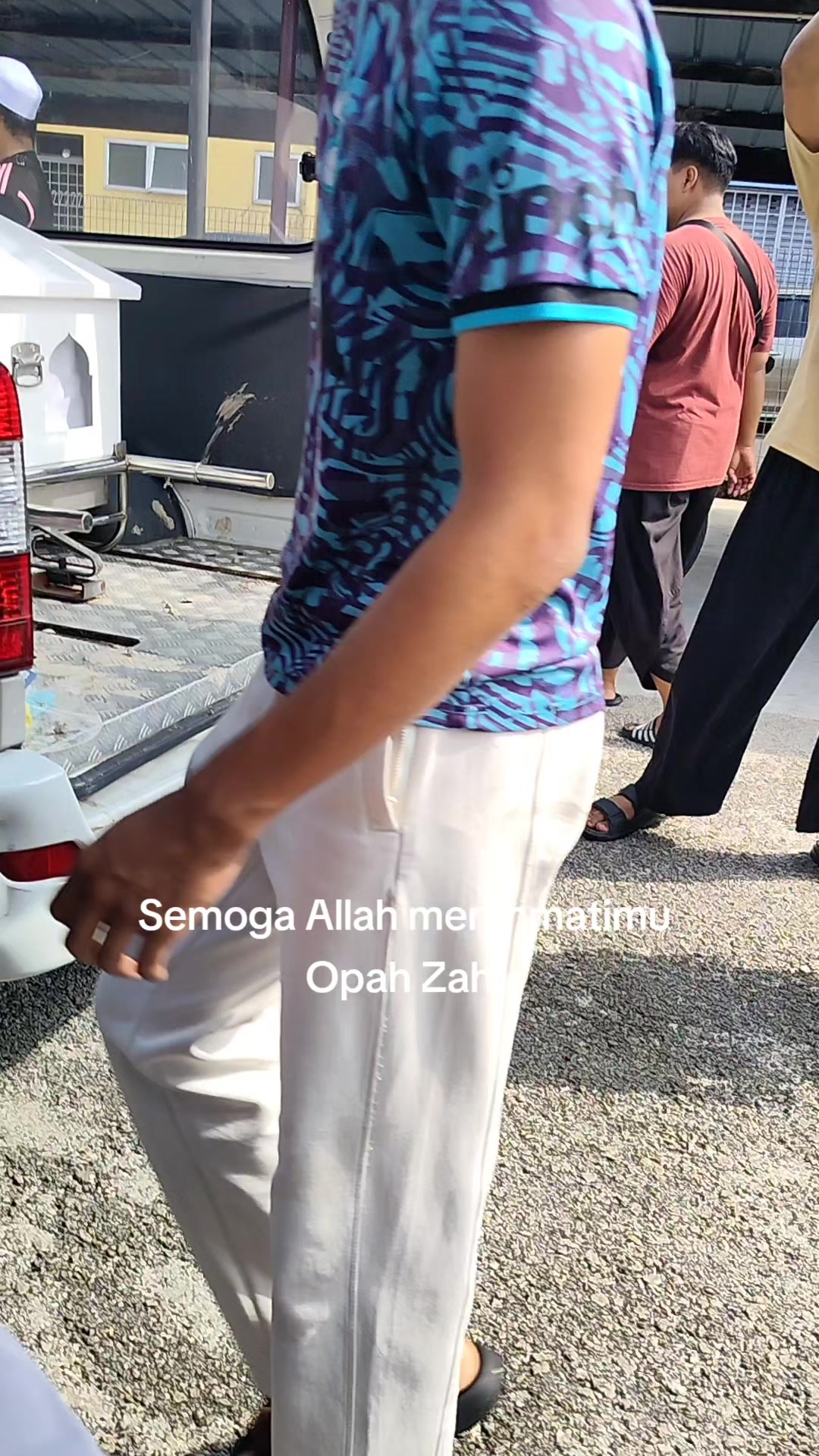 @Sallehen Mukhyi @ Dun Sabak