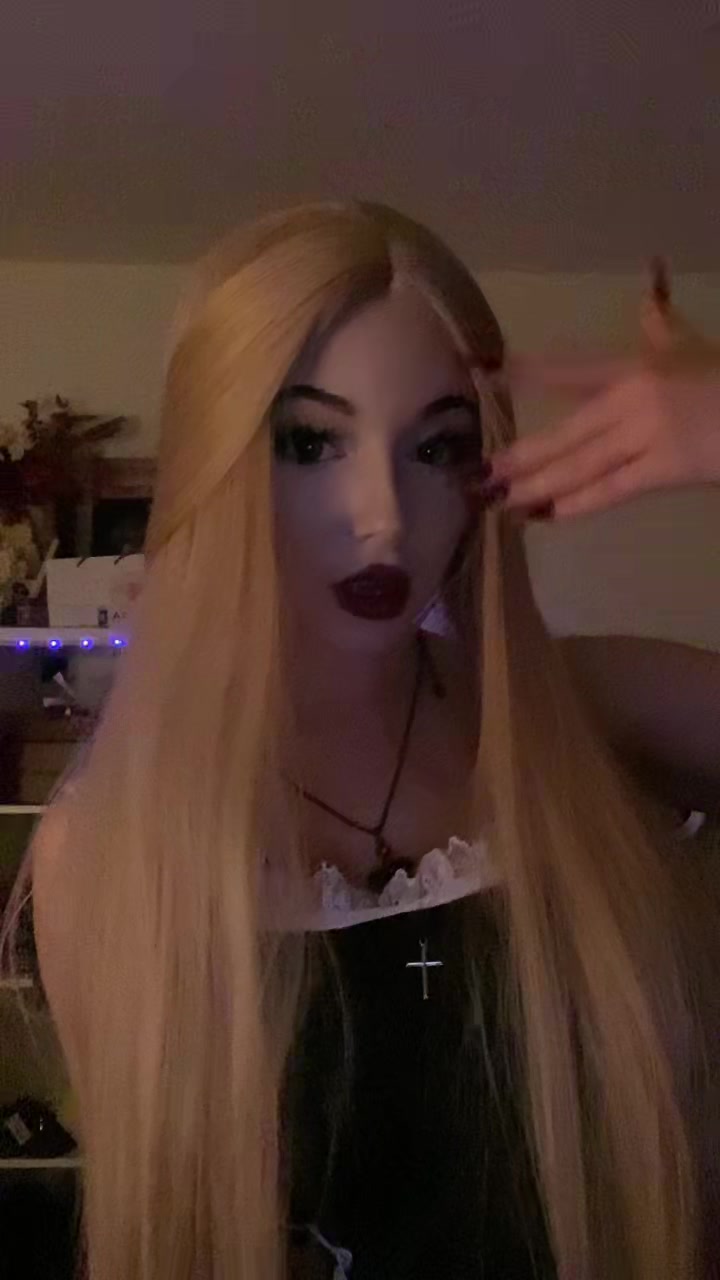 @Mavis🦇