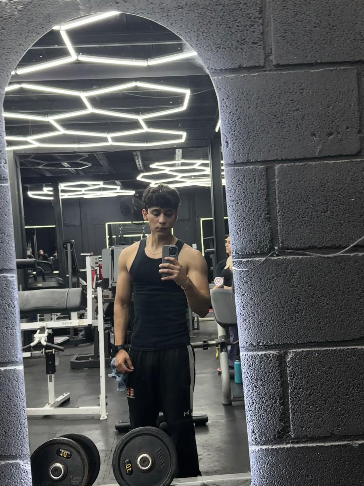 @Carloorrzz