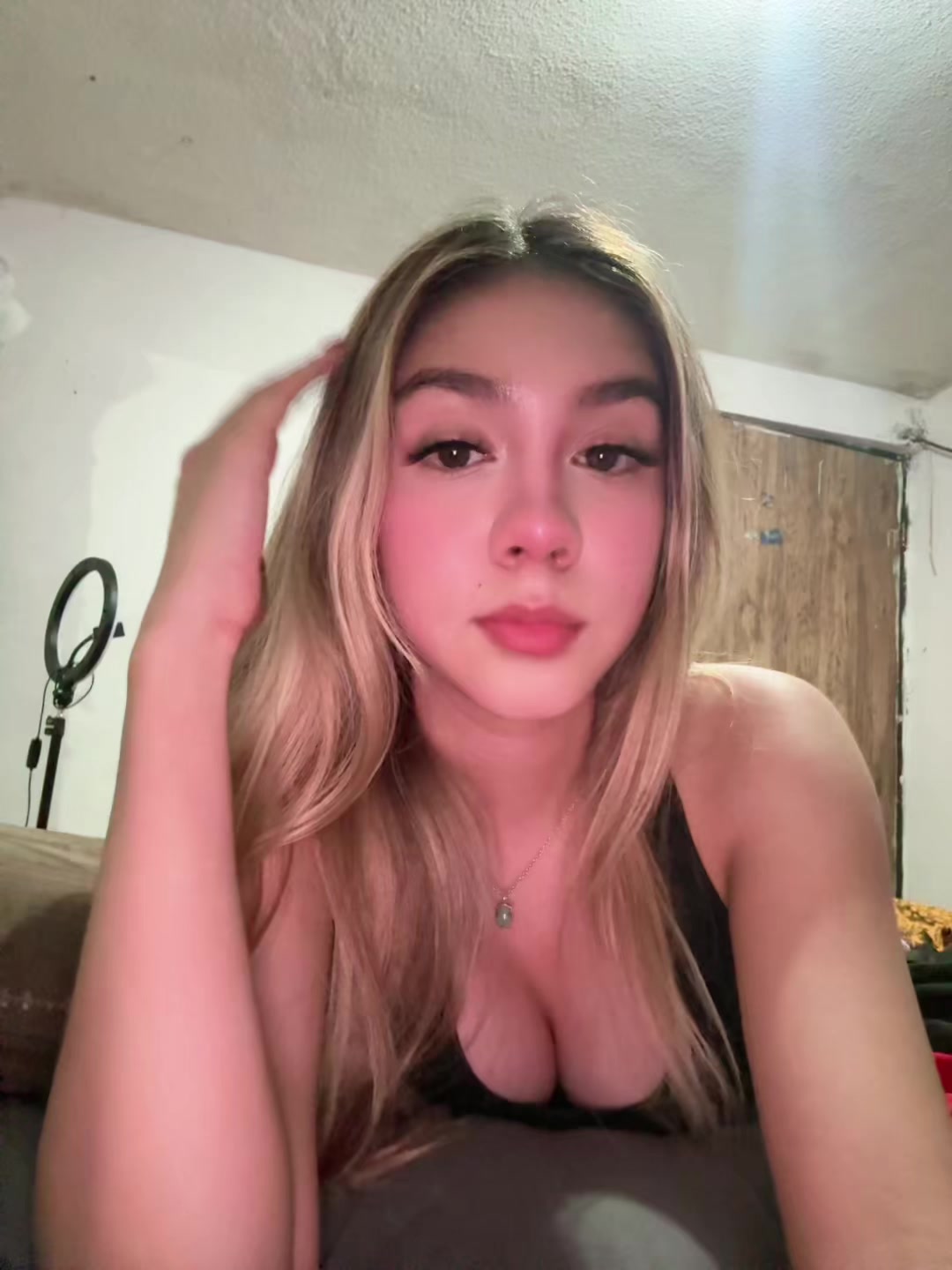 @YM