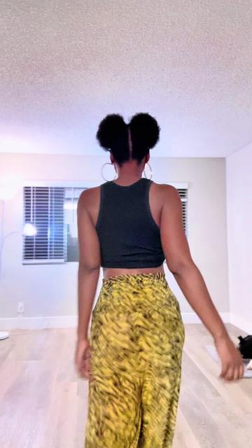 @queenderella1