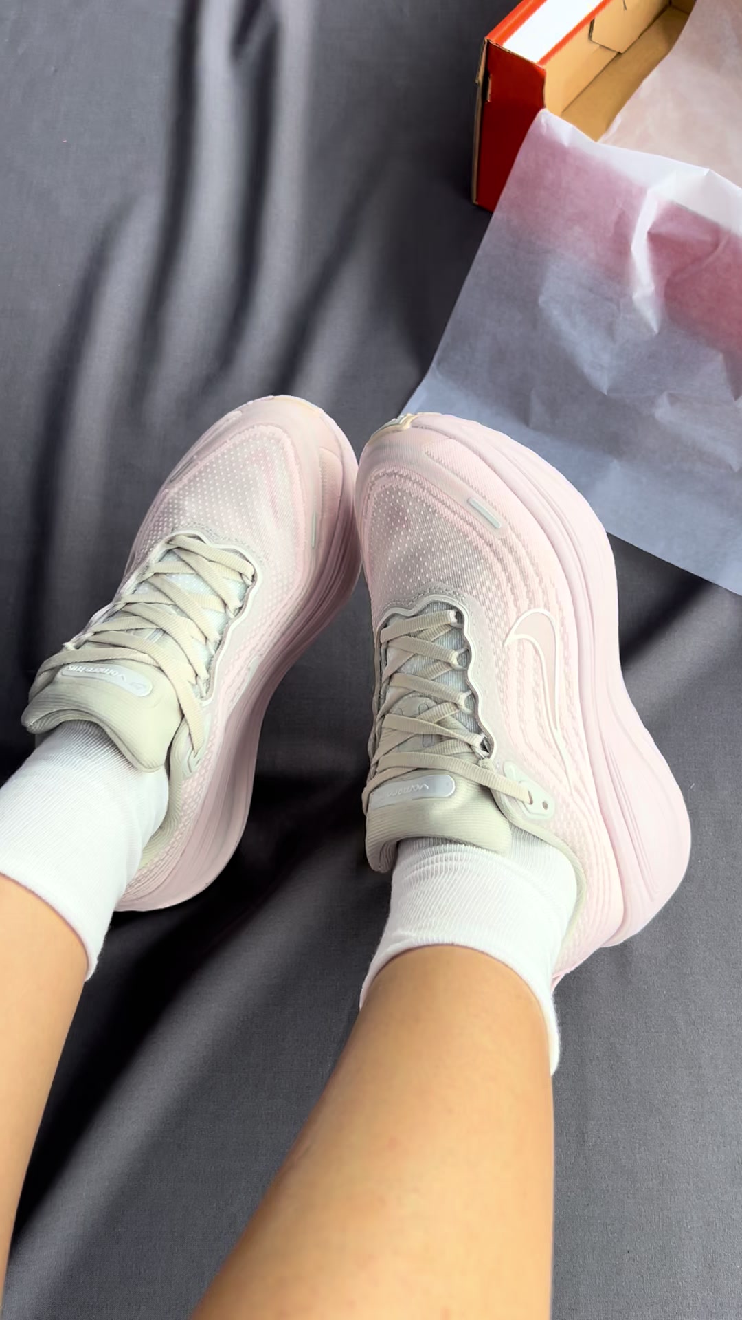 @HL Shoes Store