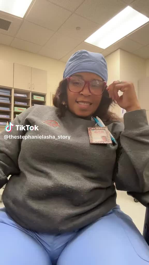@Beautiful granny 65+