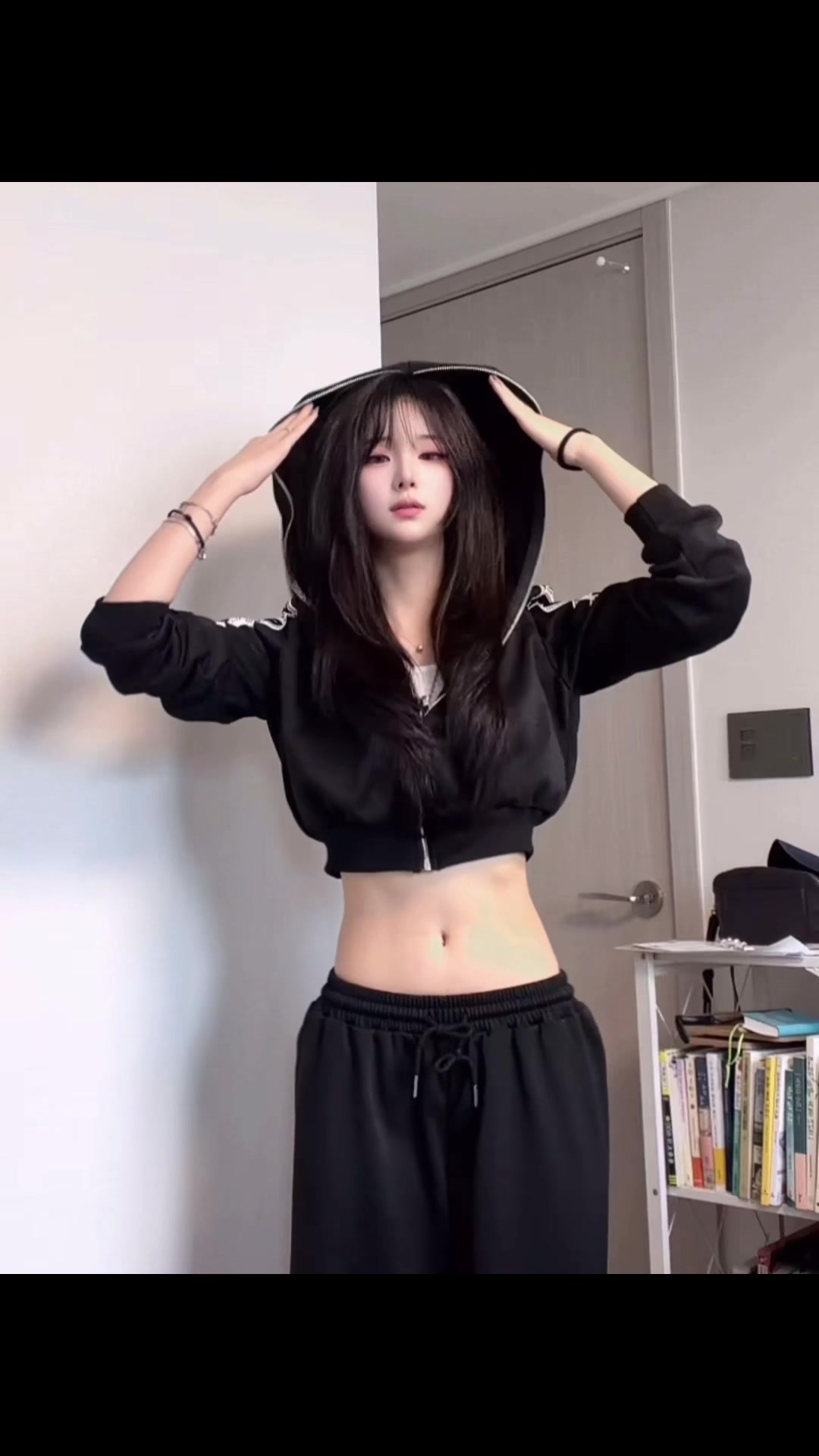 @初 戀 (초련)