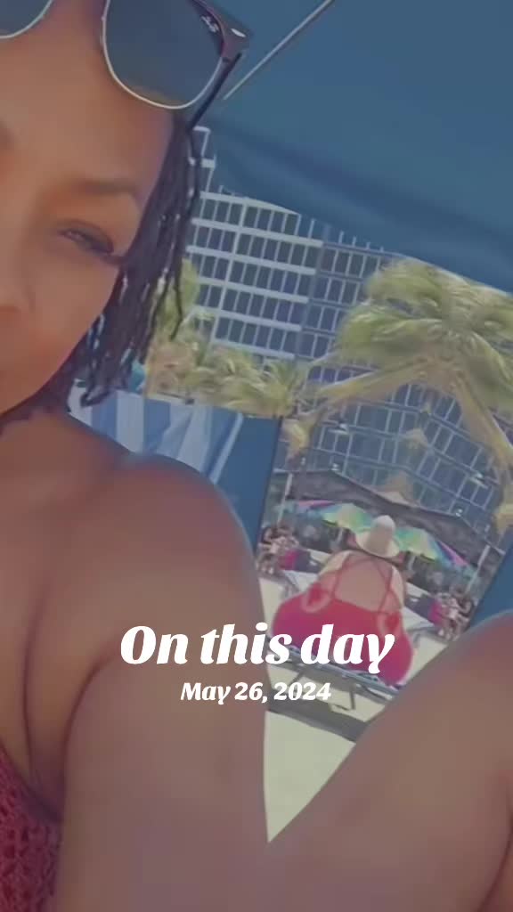 @MokaLoxx