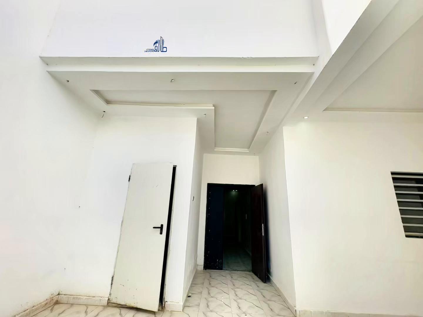 @طارق للعقارات