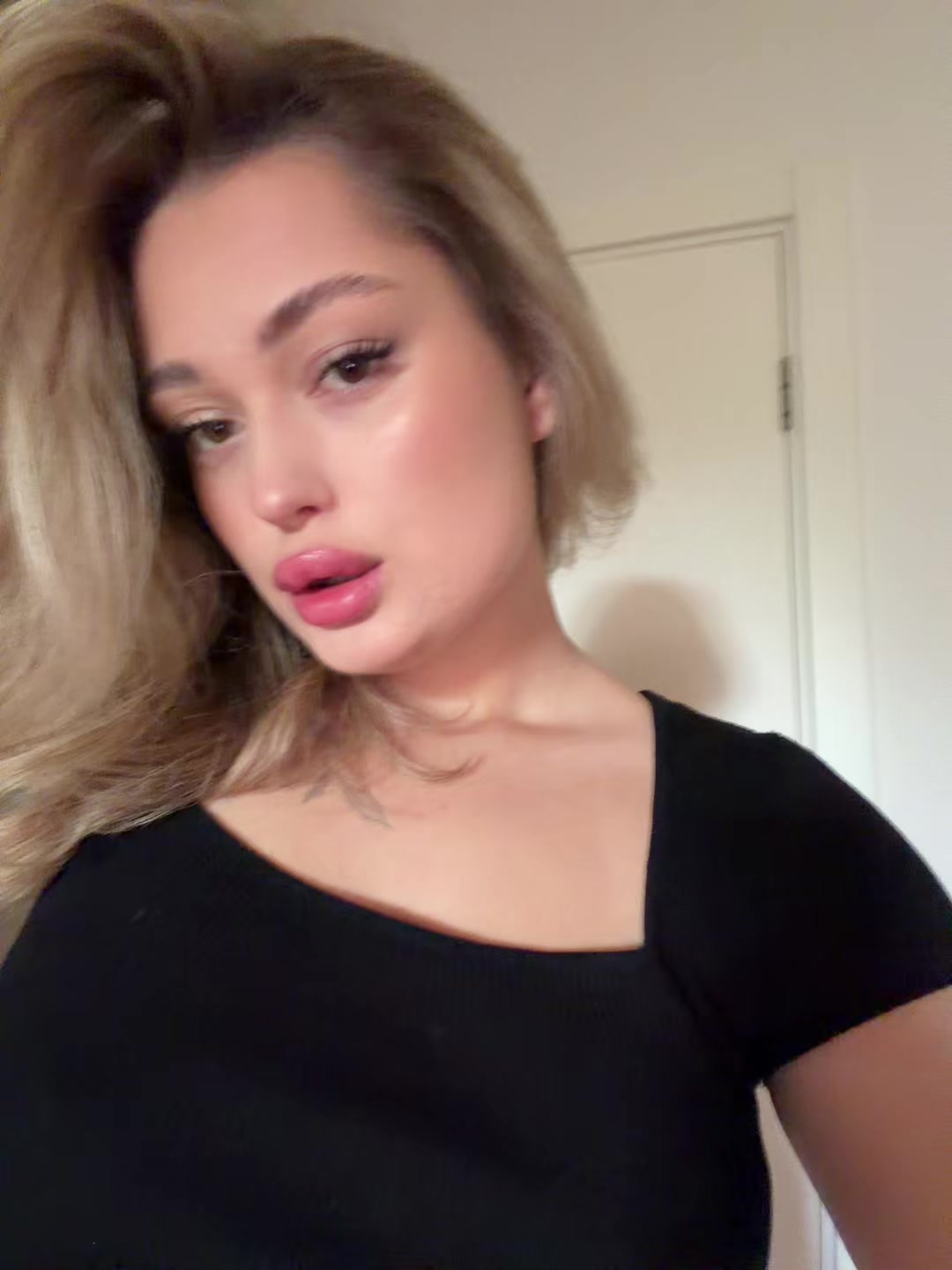 @akhcileg
