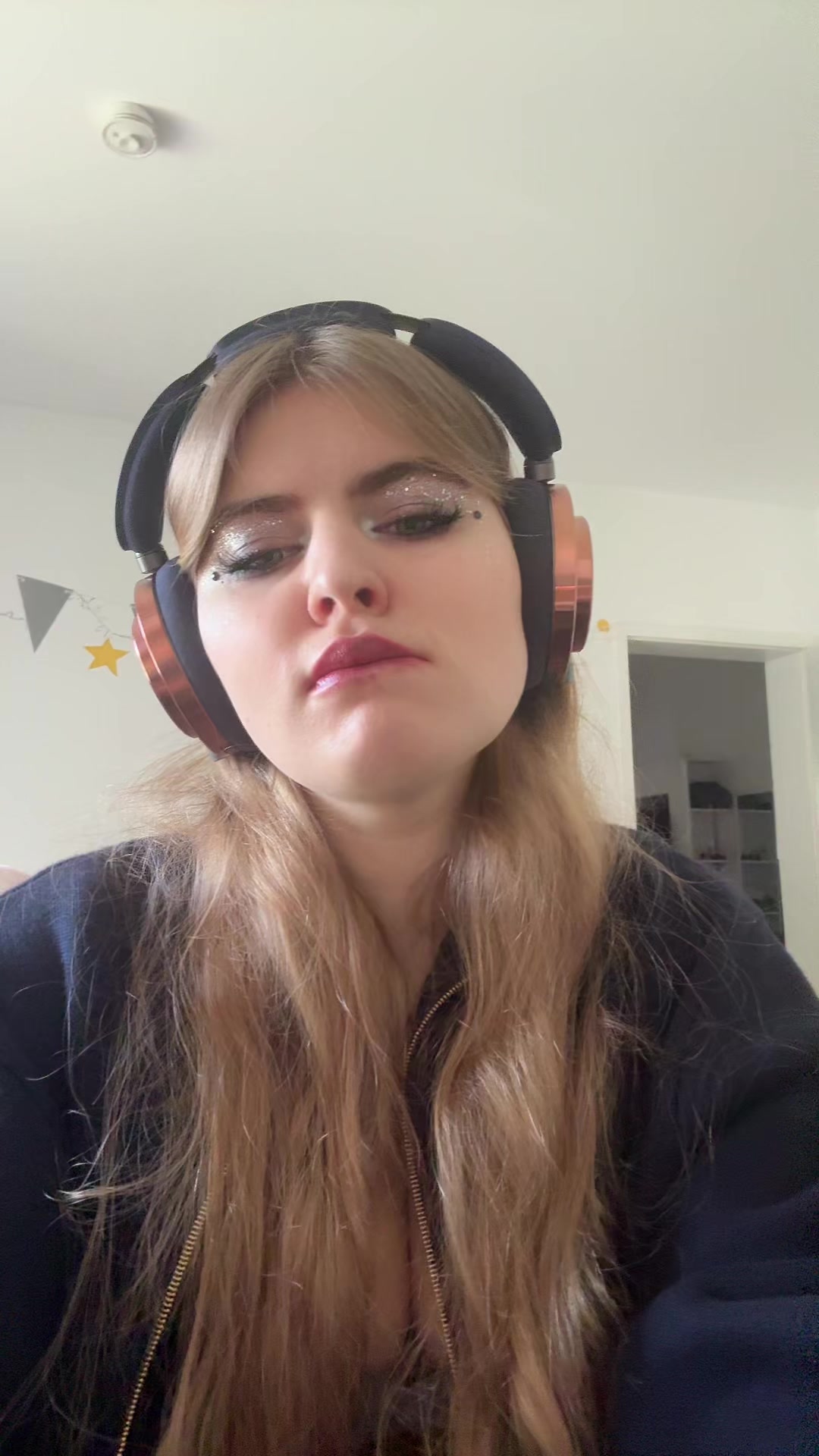@Ruru