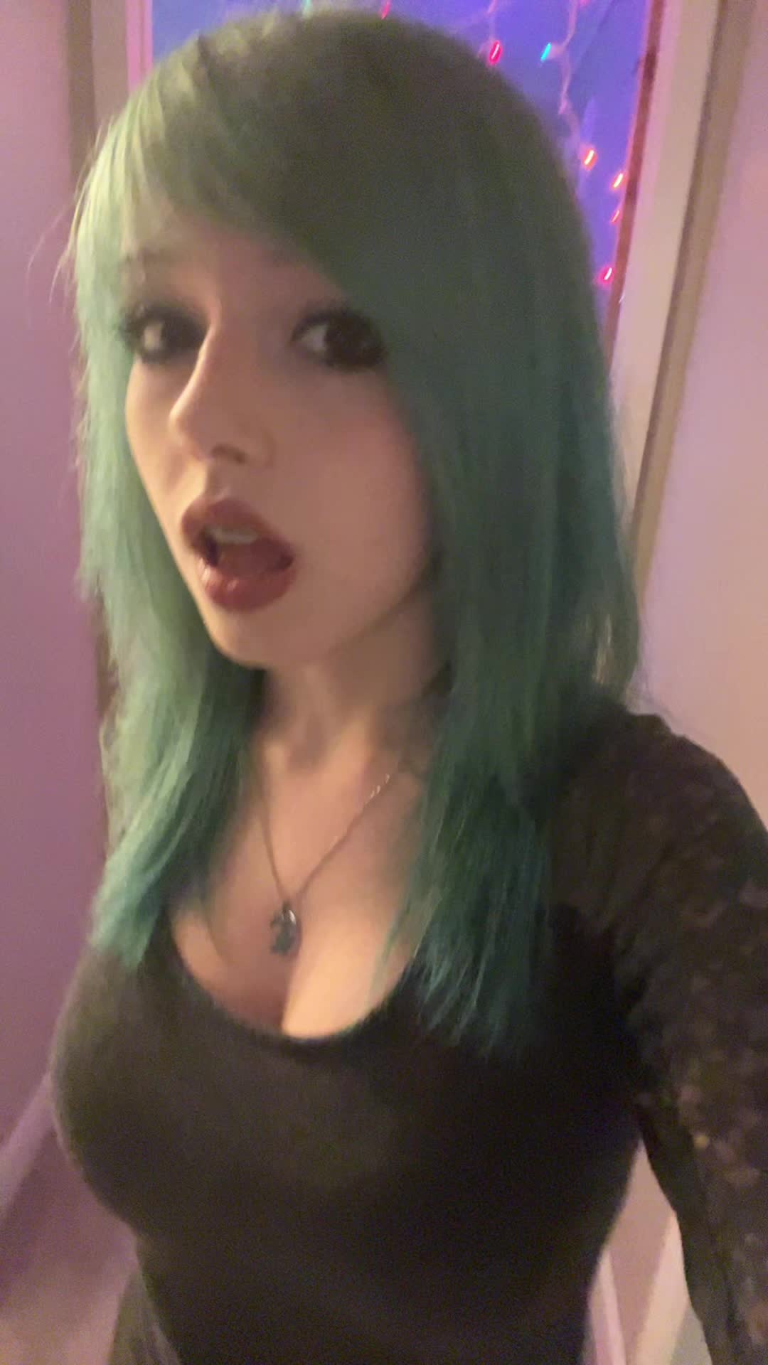 @❀🝮✩☾♫
