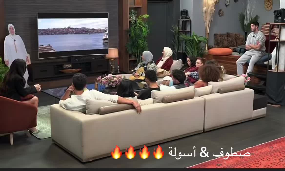 @aryamhou33