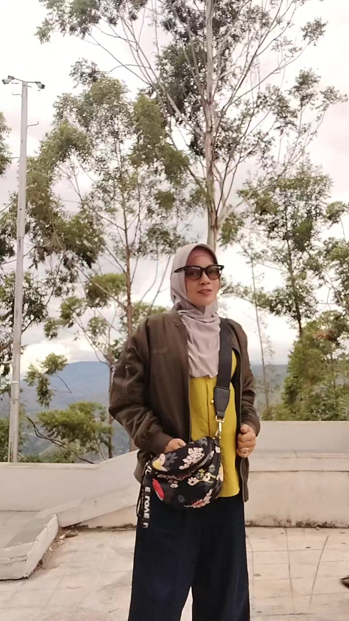 @Desyalif