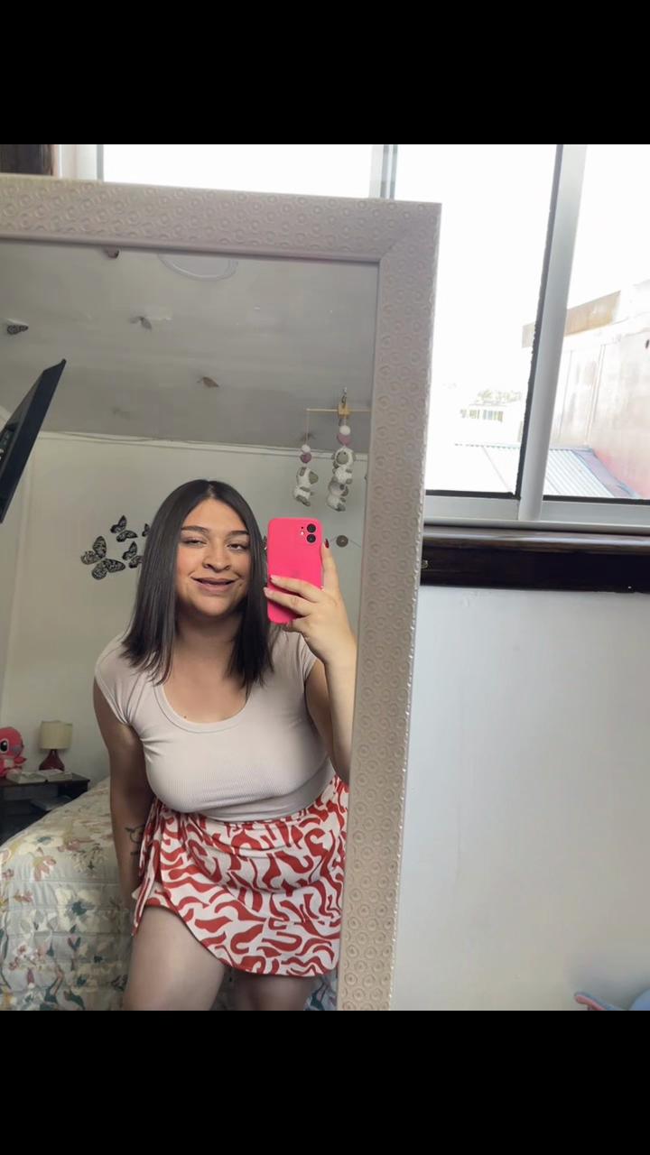 @Iamdafne