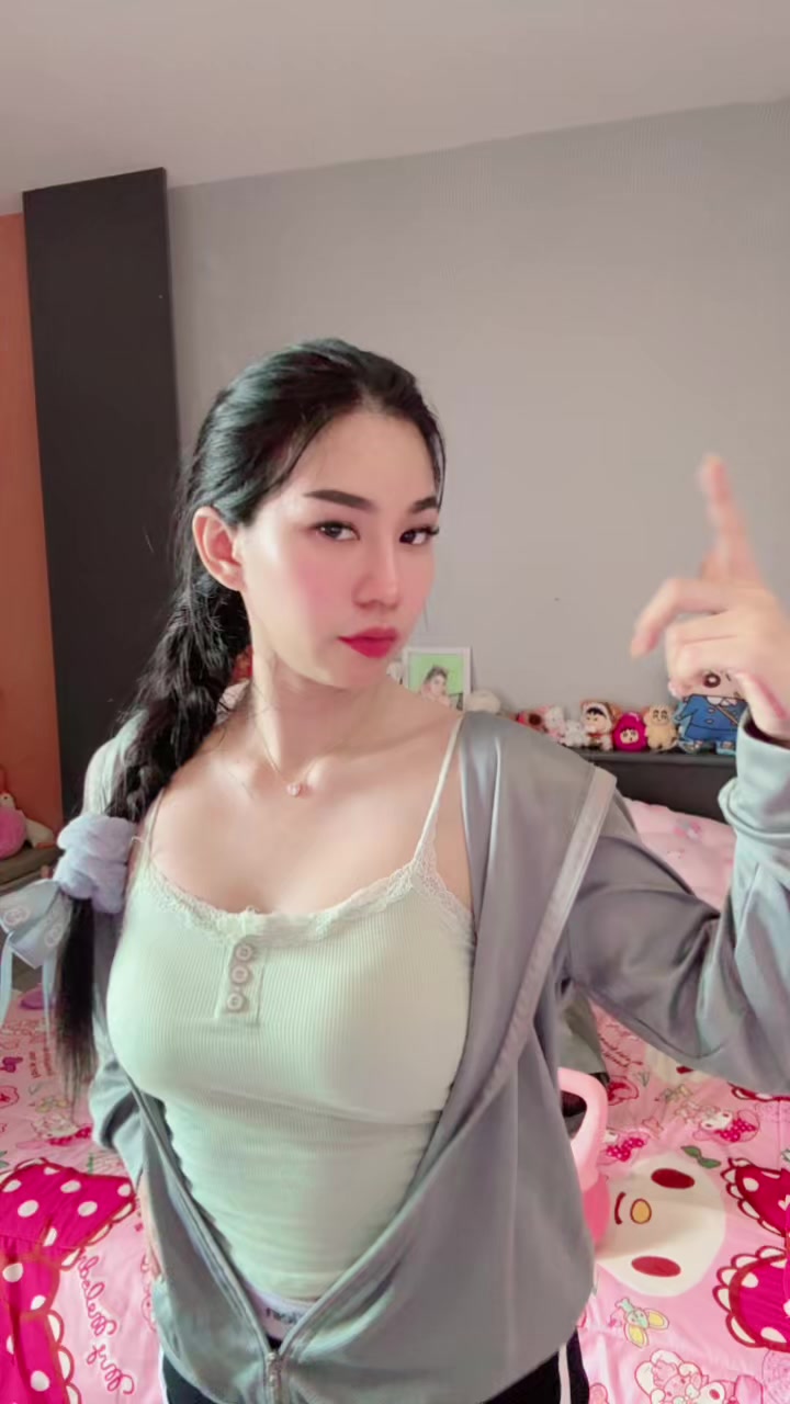@น้องบัว ริศเยอะ