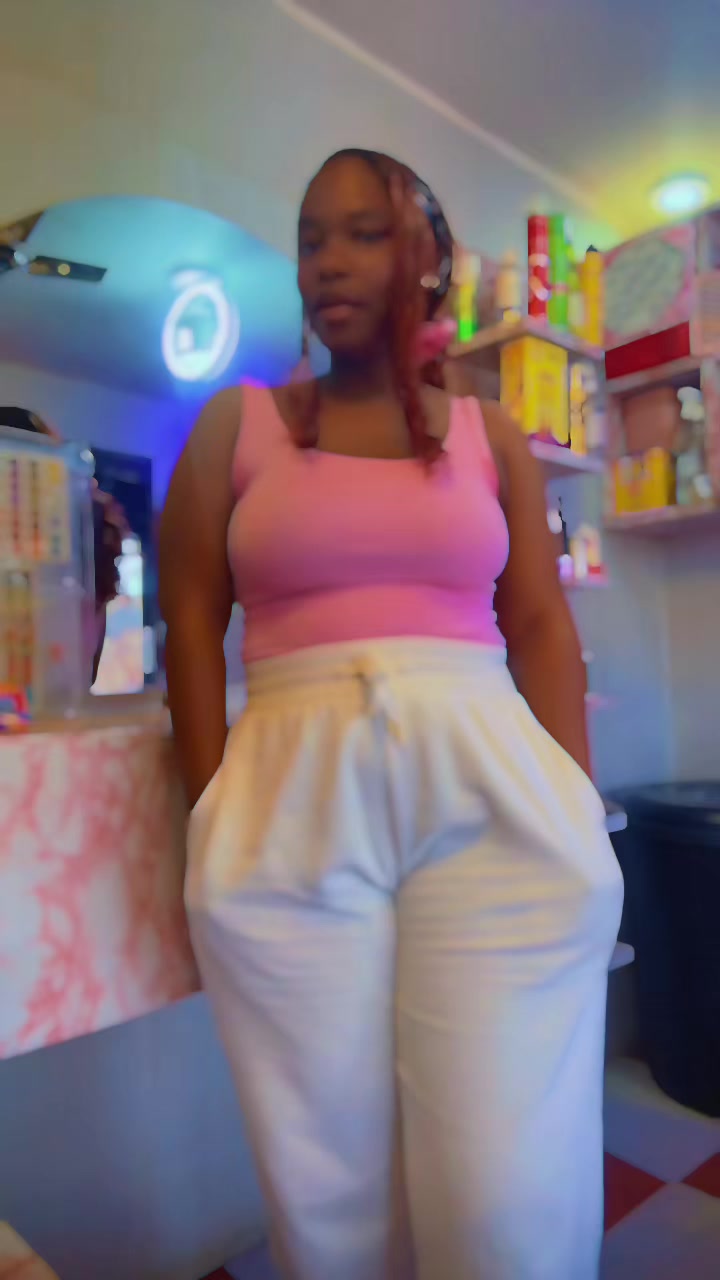 @Adwoa Kiki🍒Ashalaja nailtech