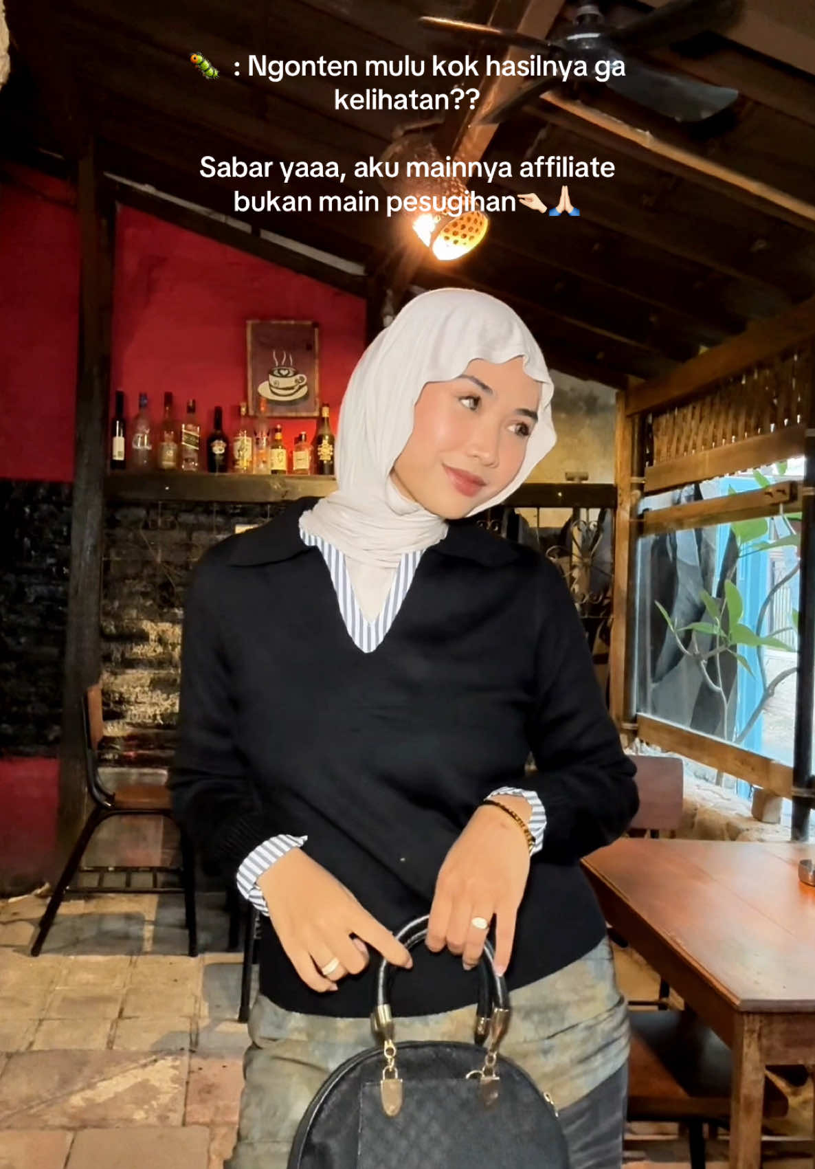 @deviariianti