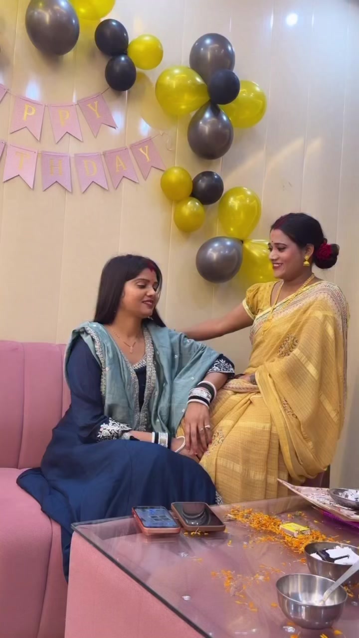 @Sarikajais10