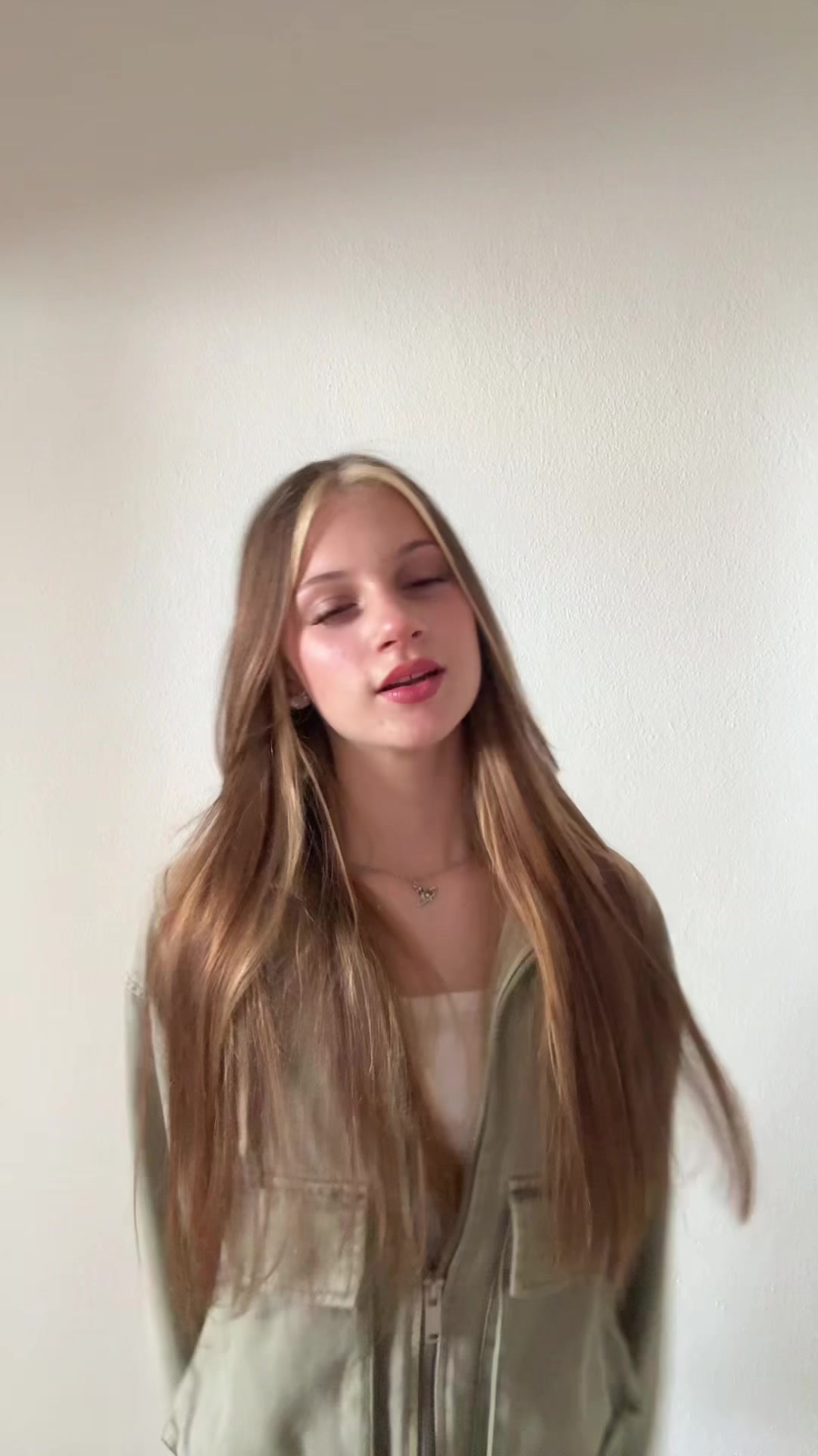 @✨