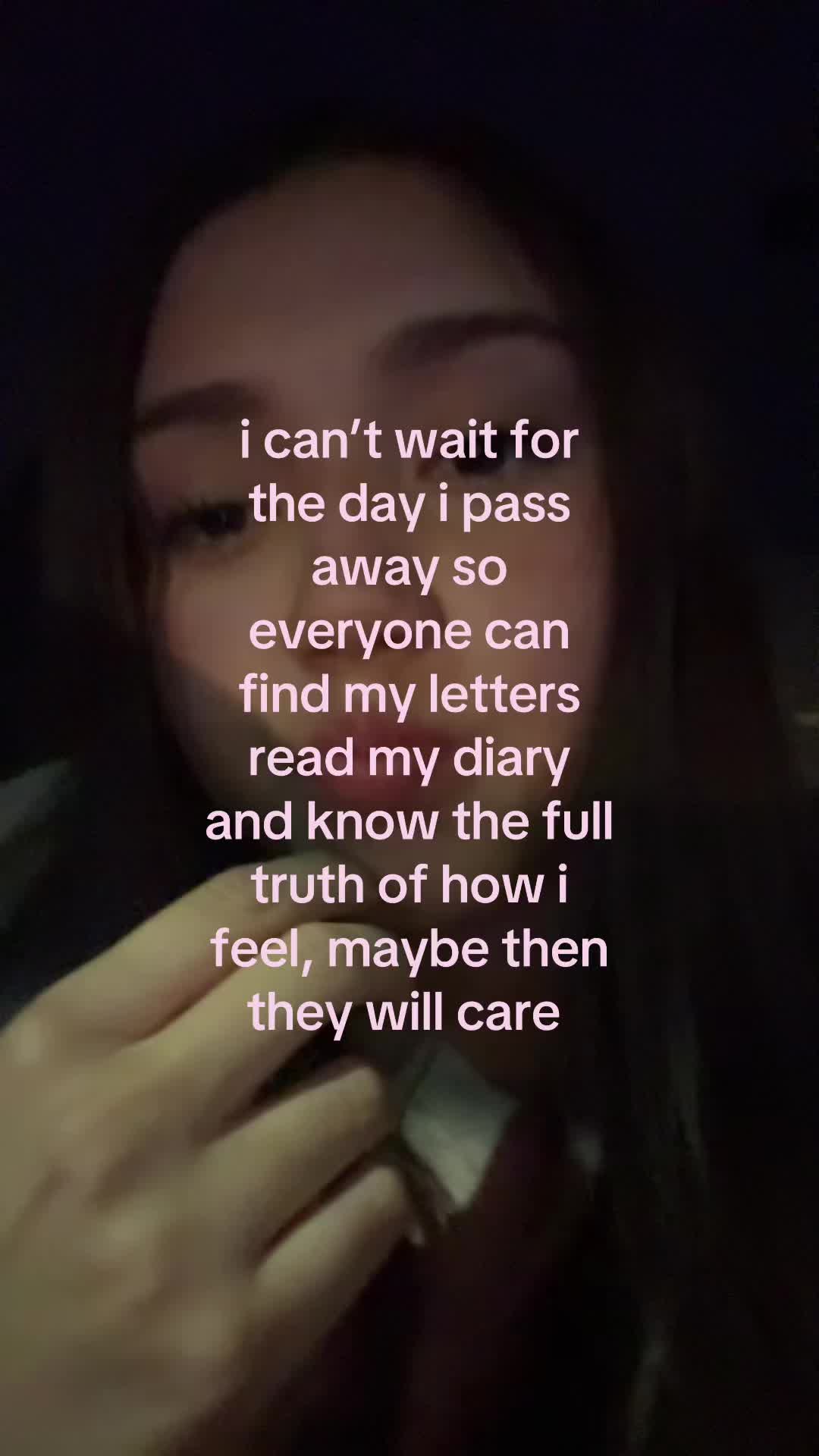 @𝙚