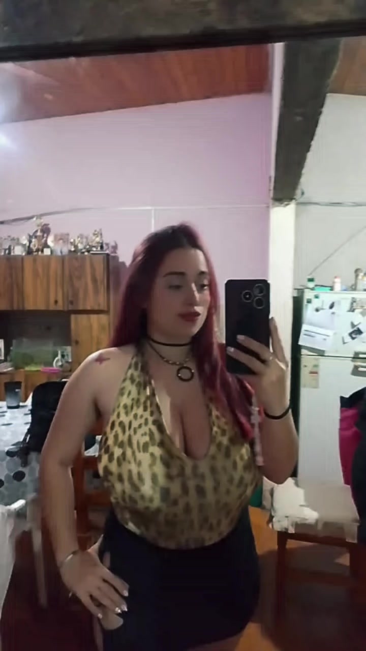 @Leoo González