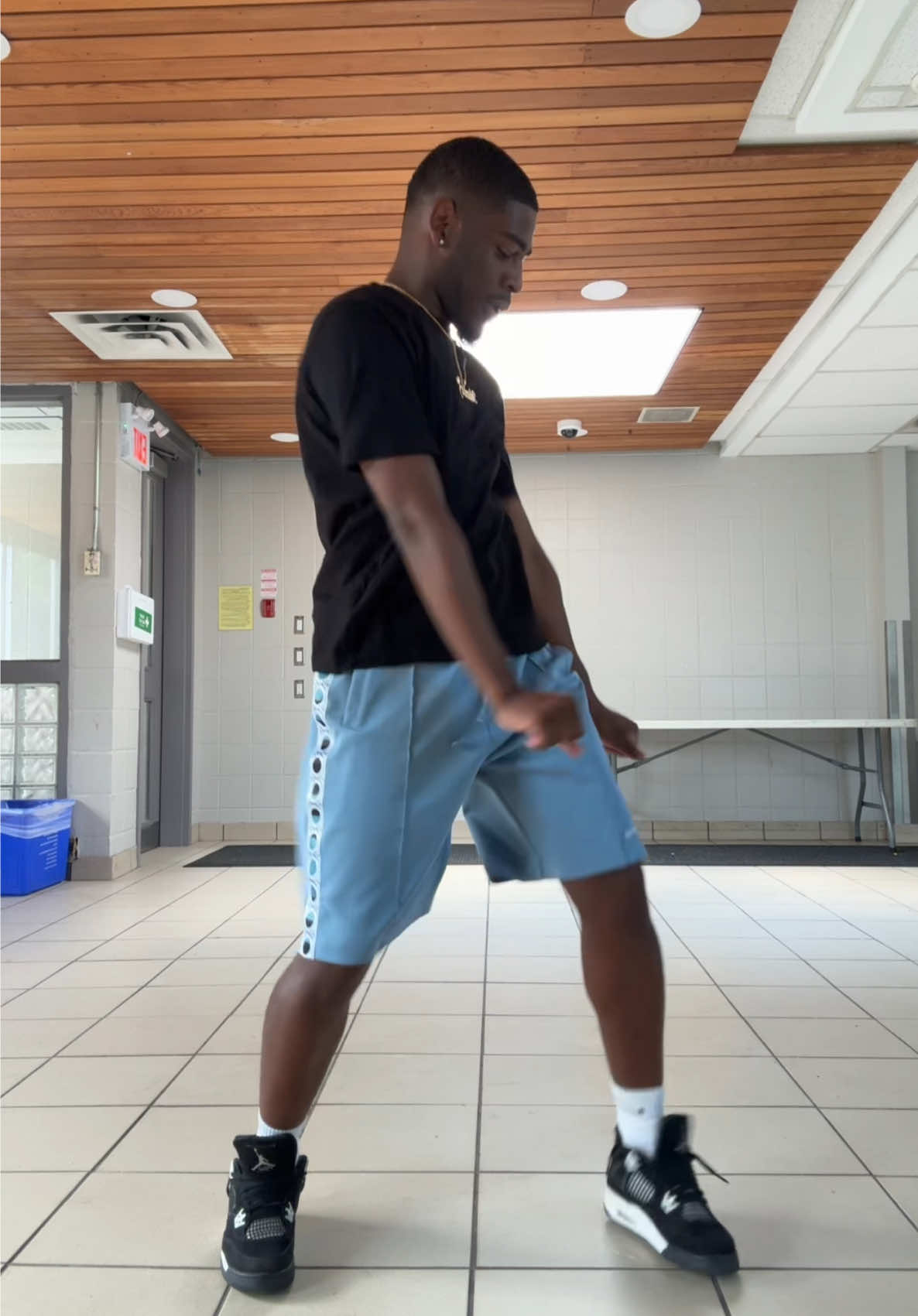 @KingManley_