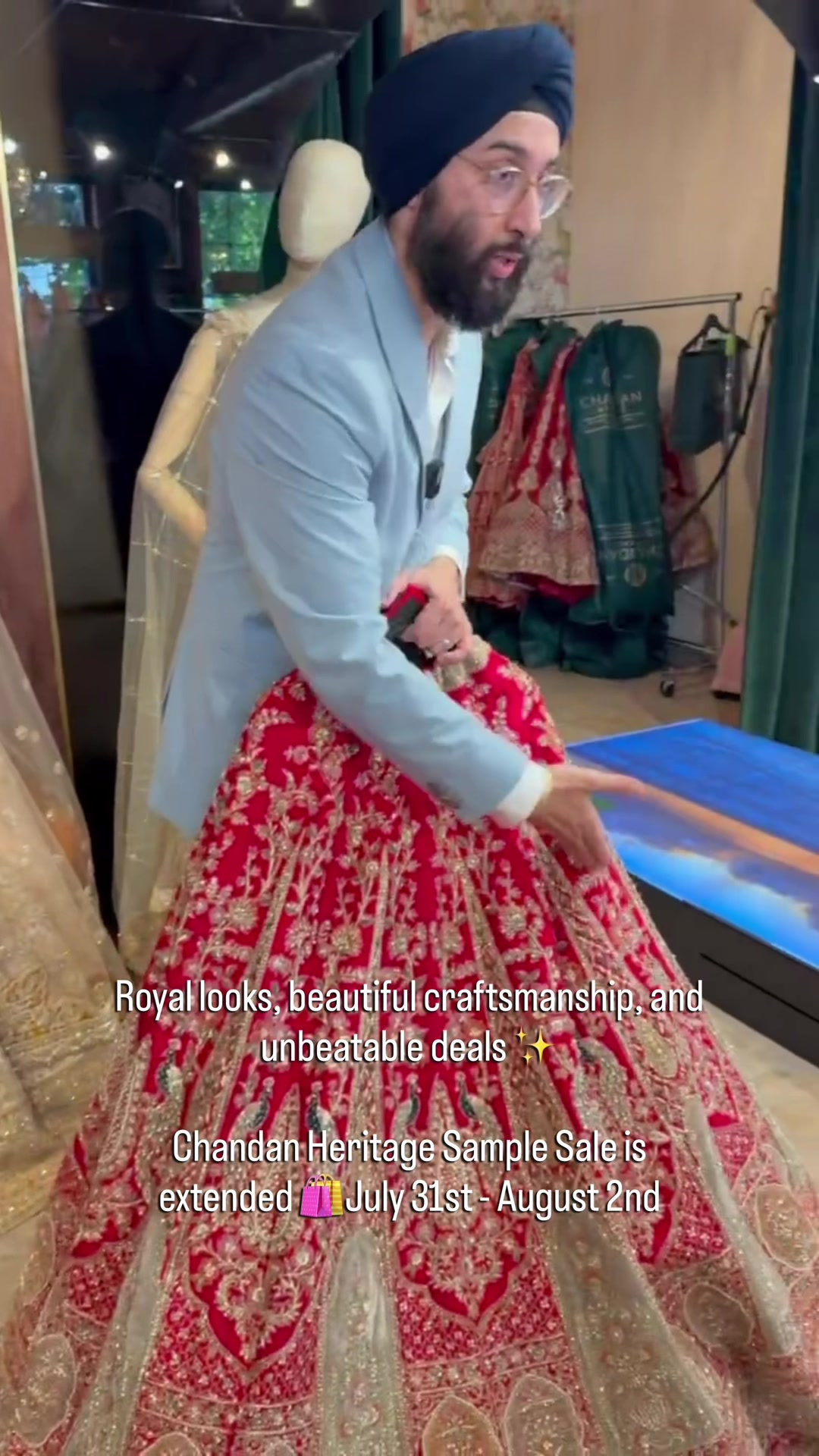 @Chandan Fashion Bollywed on TV
