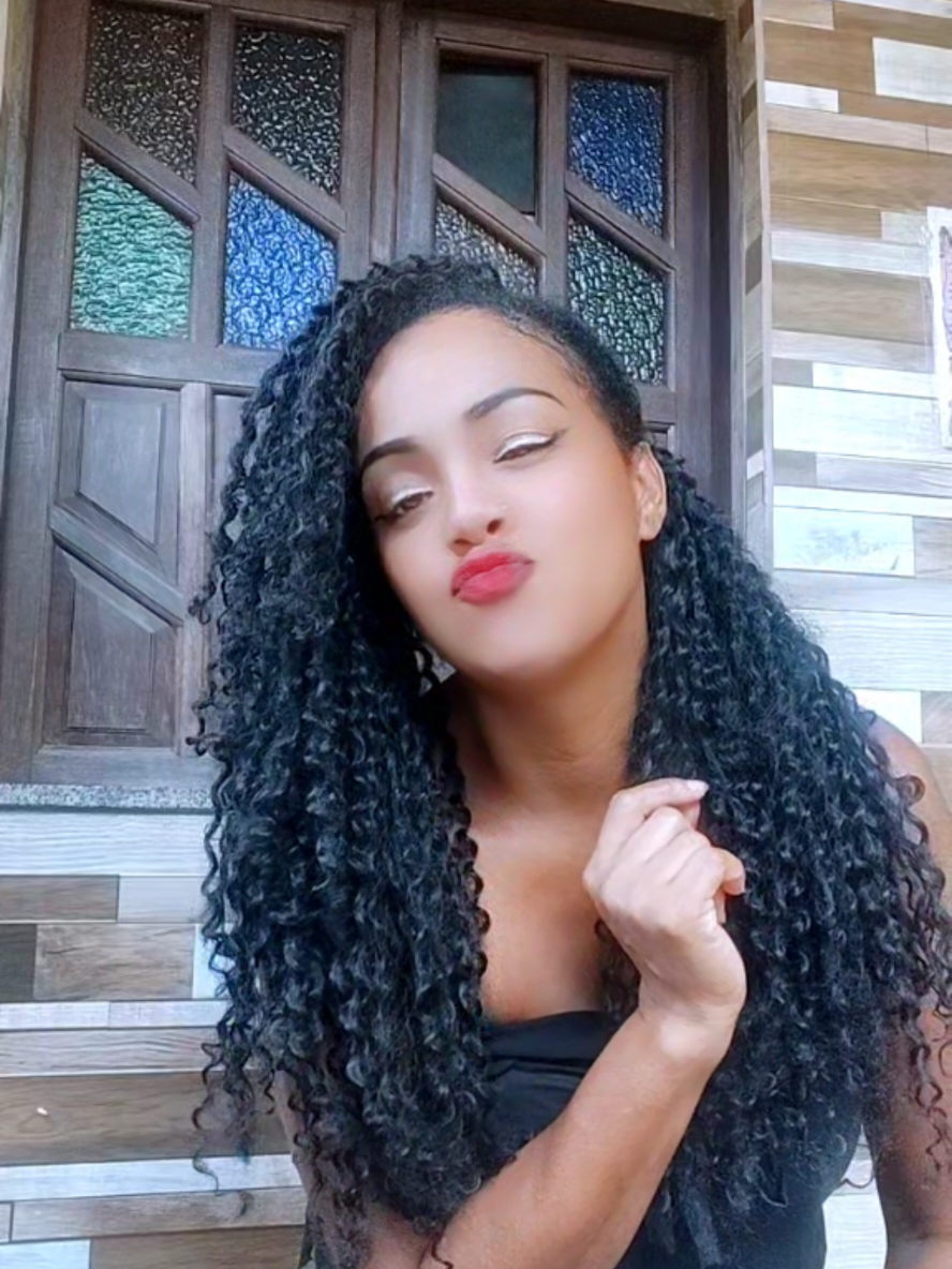 @Lucy a guria do short sexy