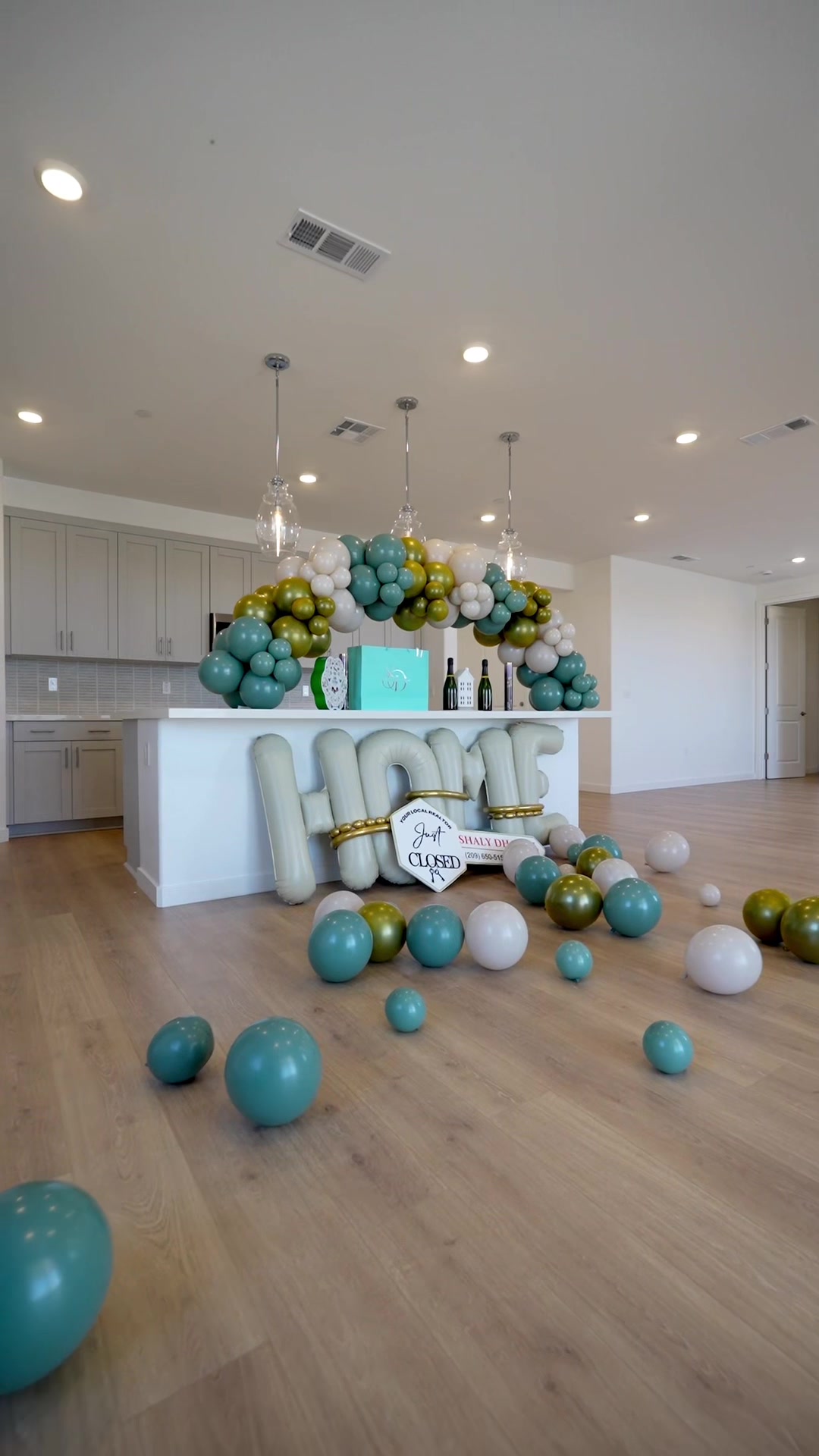 @Shaly Dhanjal | CA REALTOR&reg;