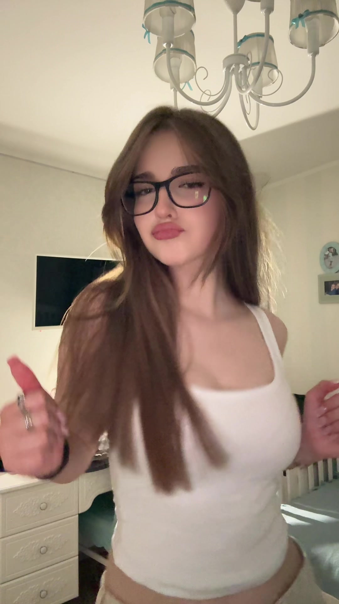 @лиза
