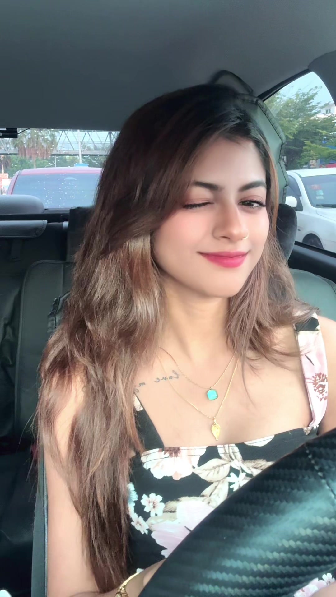 @𝐉 𝐇 𝐎 𝐓 𝐇 𝐈 👀