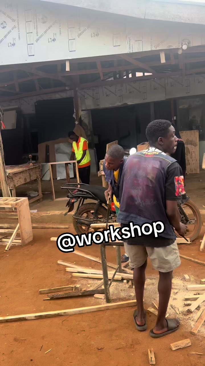 @Lambecraft Furniture