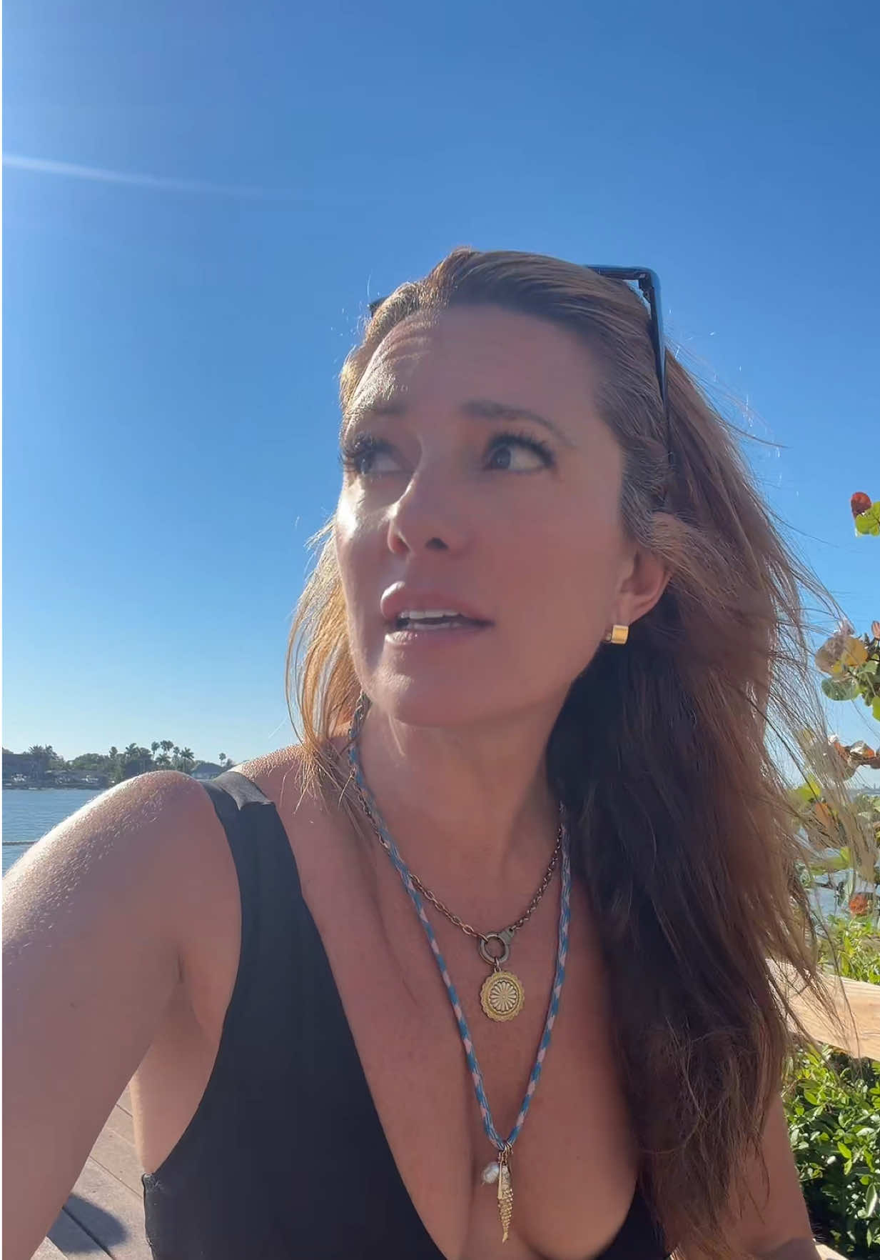 @ElizabethHopkins.com
