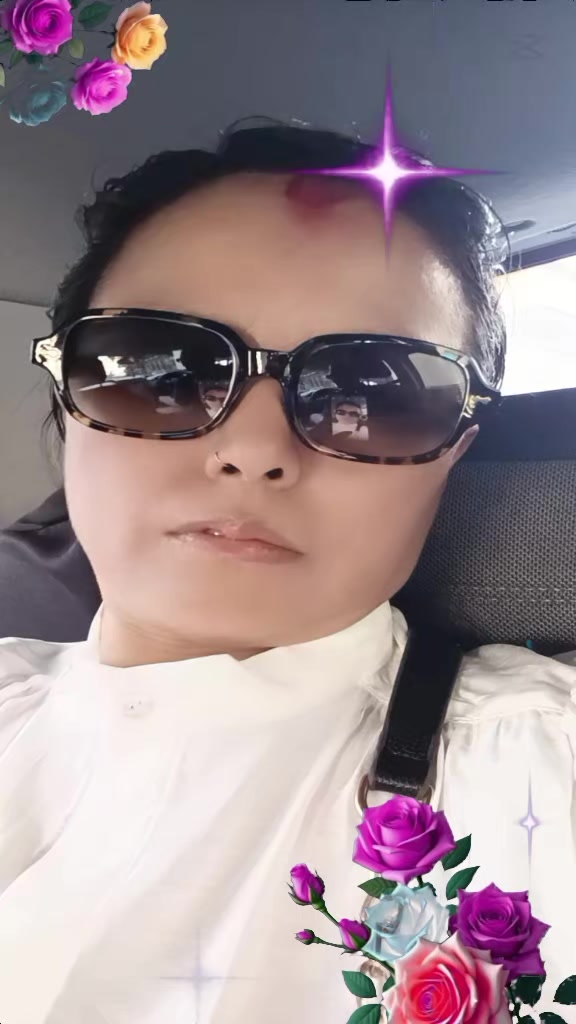 @🇳🇵saru samsohang 🇲🇺