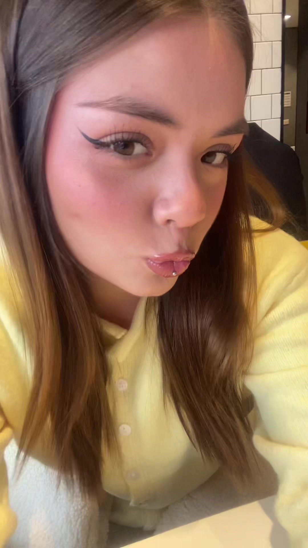 @valee