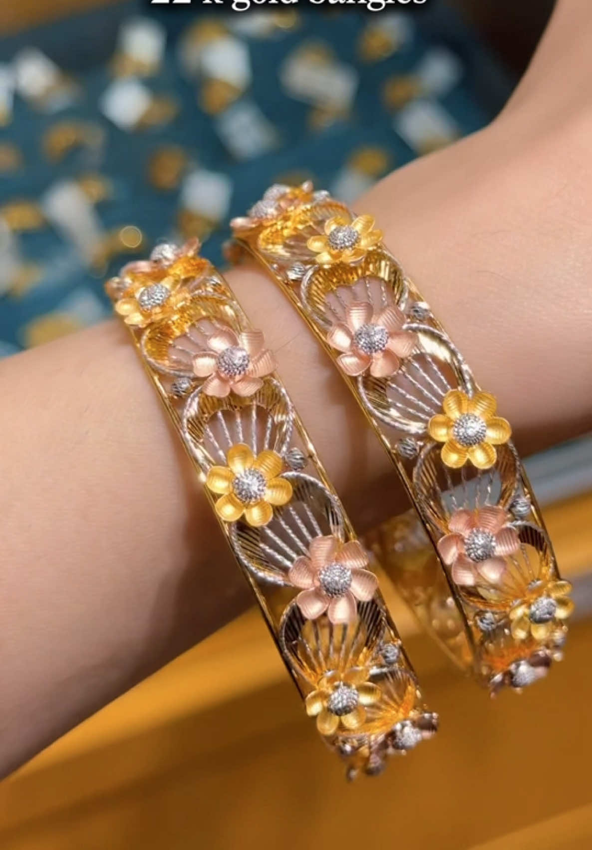 @Royal Dubai jewellers