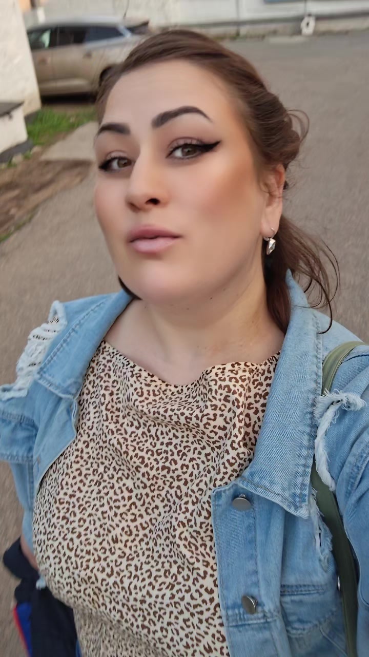 @Victorița