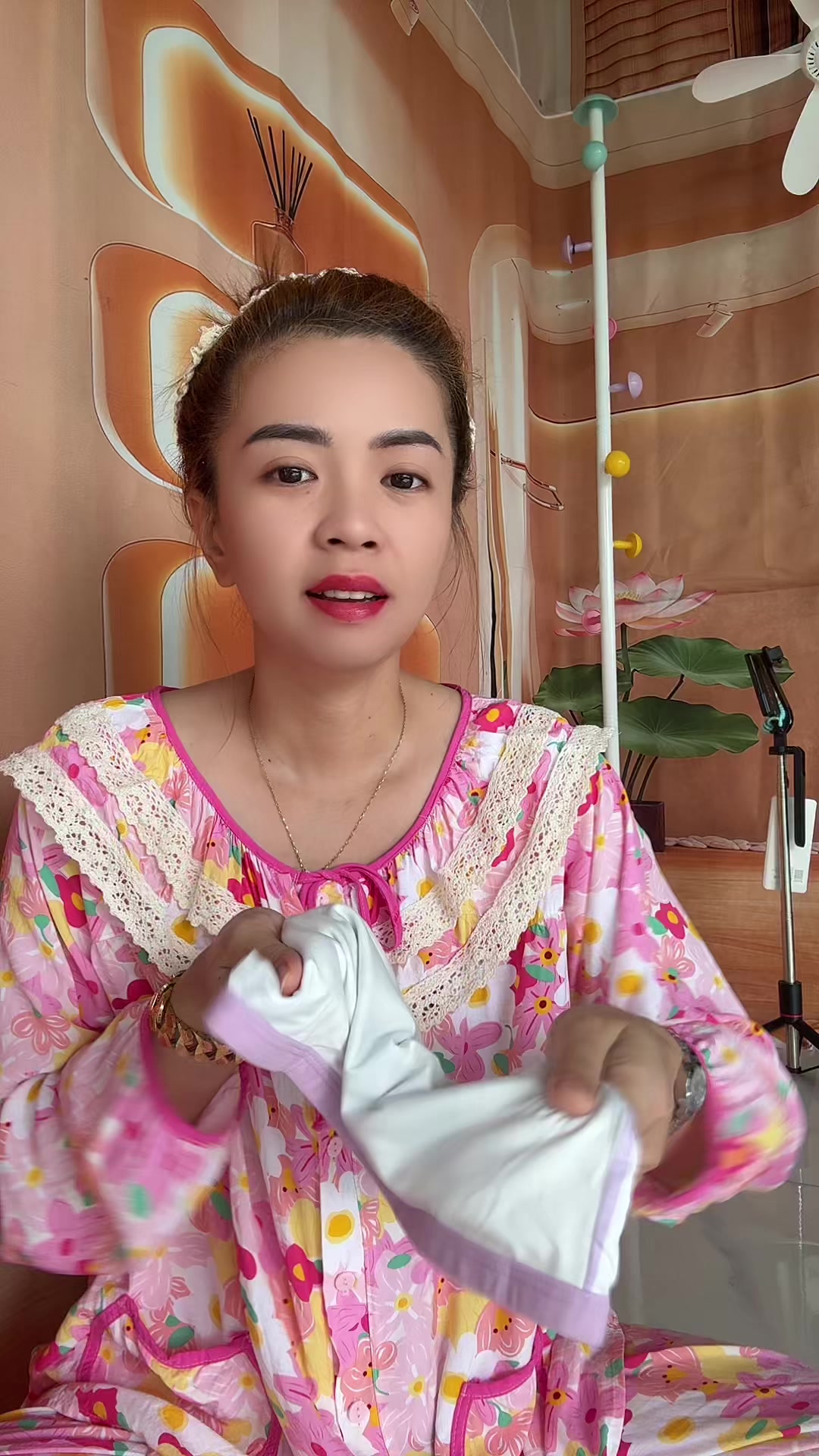 @Em Cẩm Nè