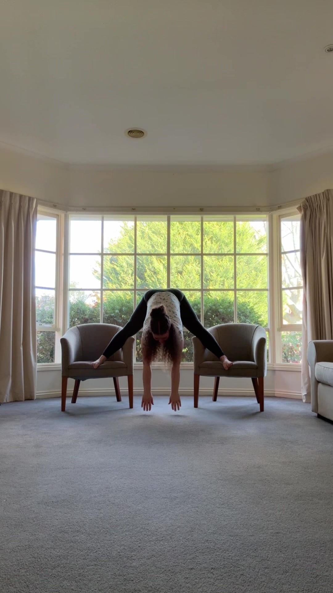 @ʎqnᴚᴉxǝlℲ 🧚🏼♀️🎪
