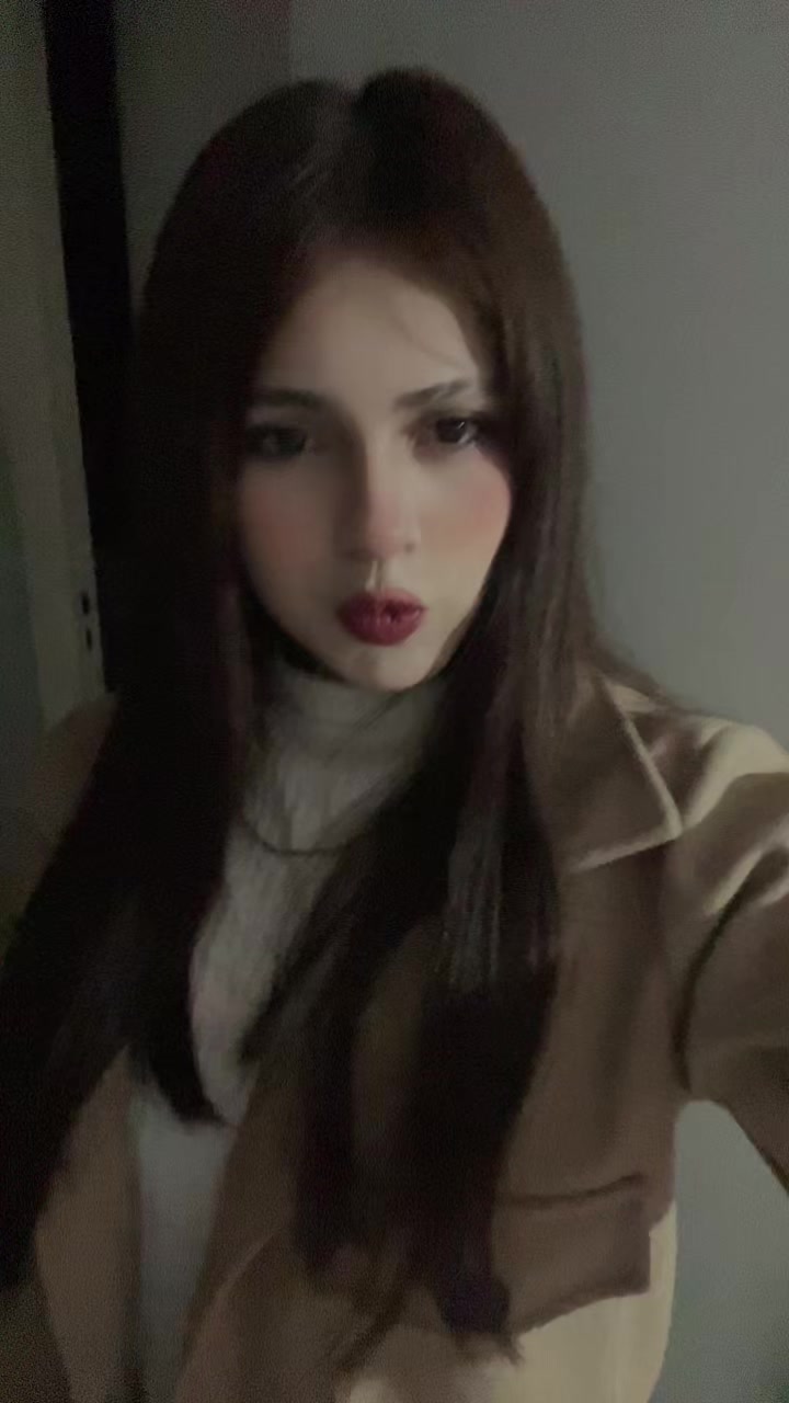 @zahiraocaranza._