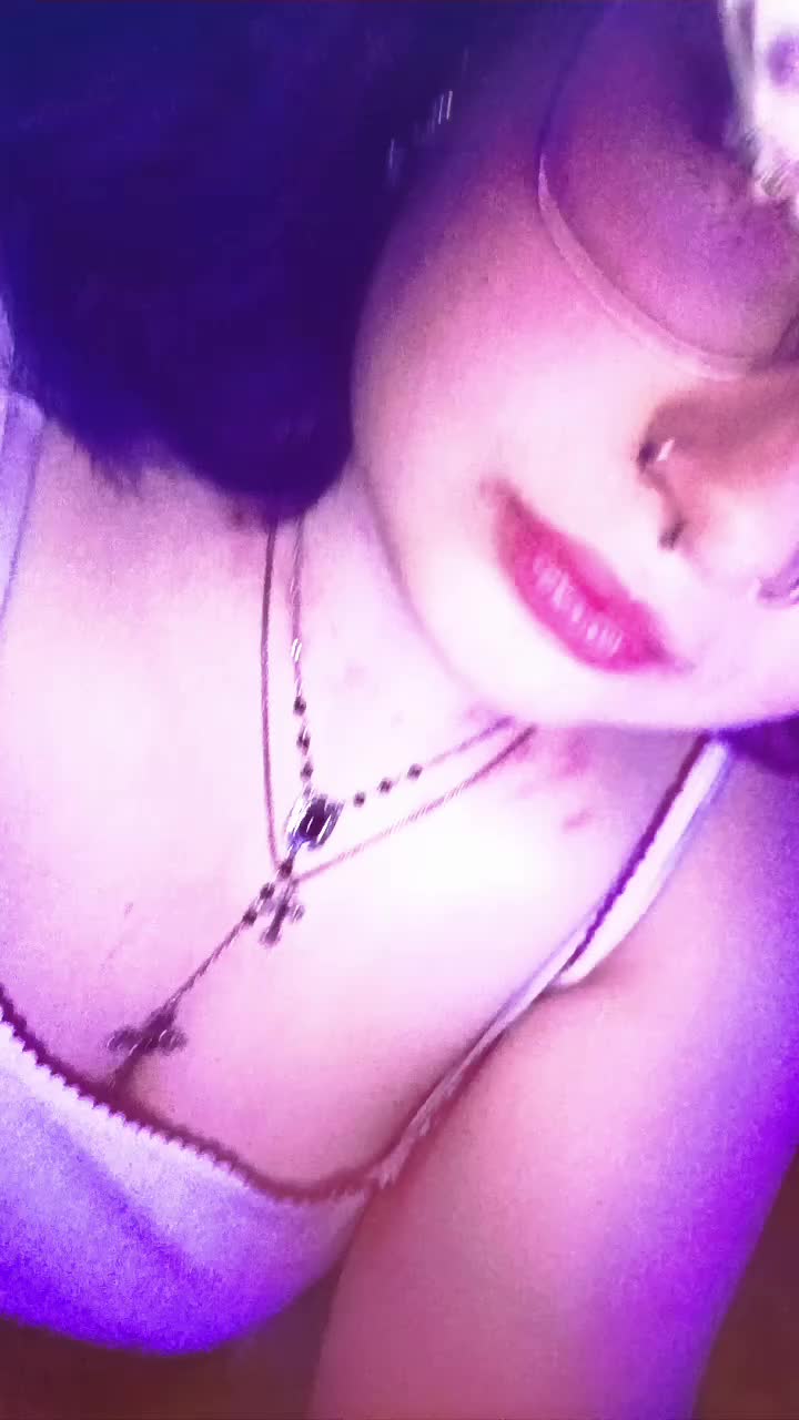 @Jailyn (manifesting era🙏🤞💞)