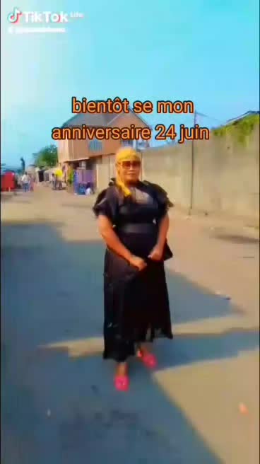 @jupsine lokomo