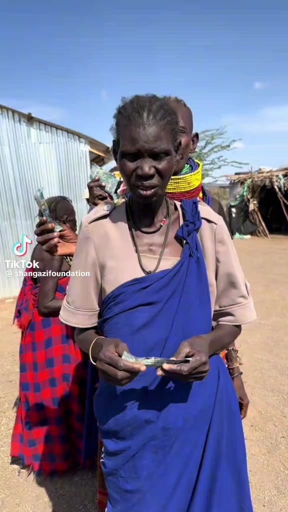 @JULIA KAMAU