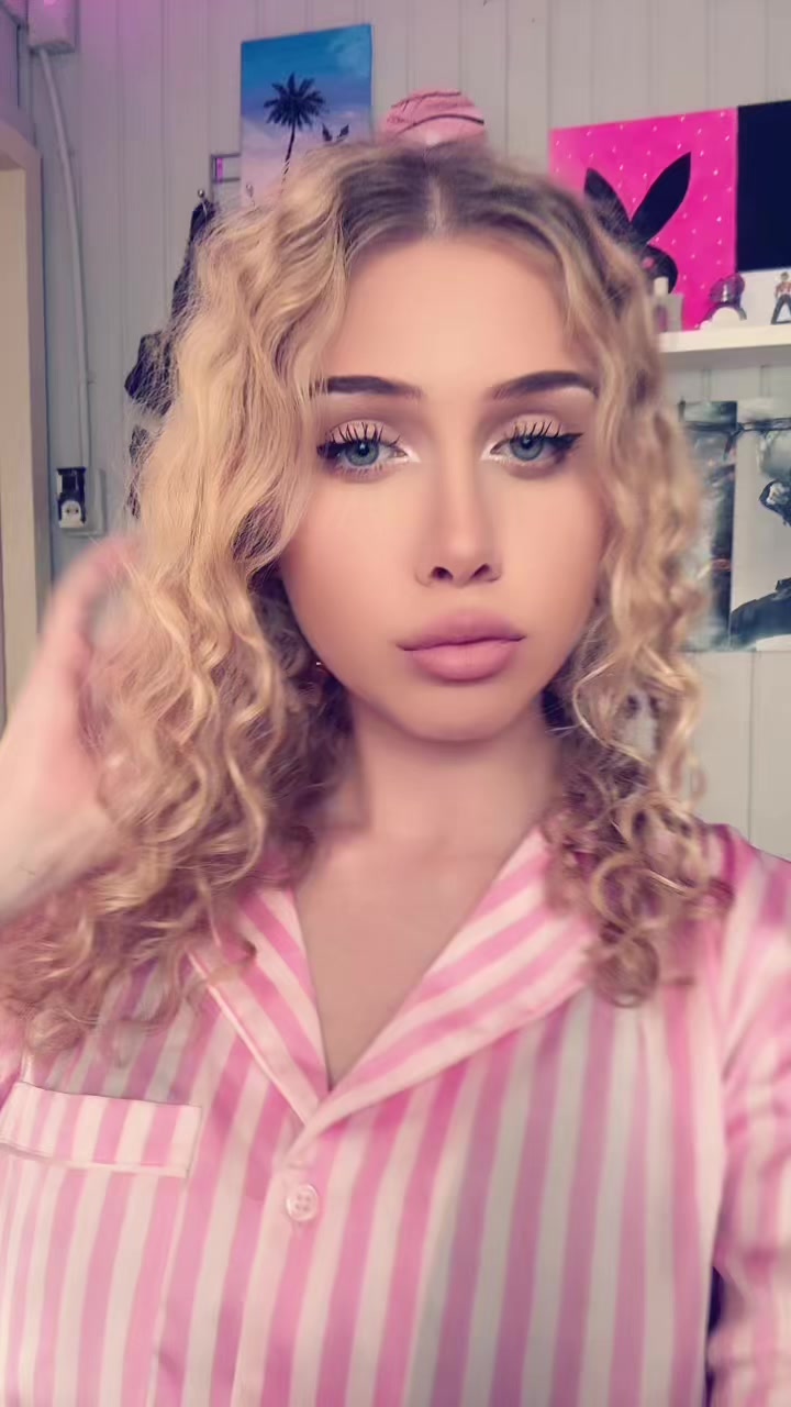 @𝓔.🍸